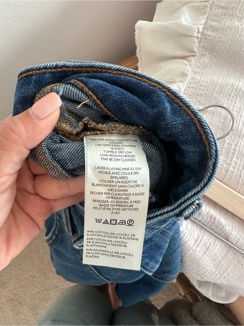 Rylan relaxed high rise Flare Jeans by Pilcro Anthropologie size 26 - Picture 11 of 14